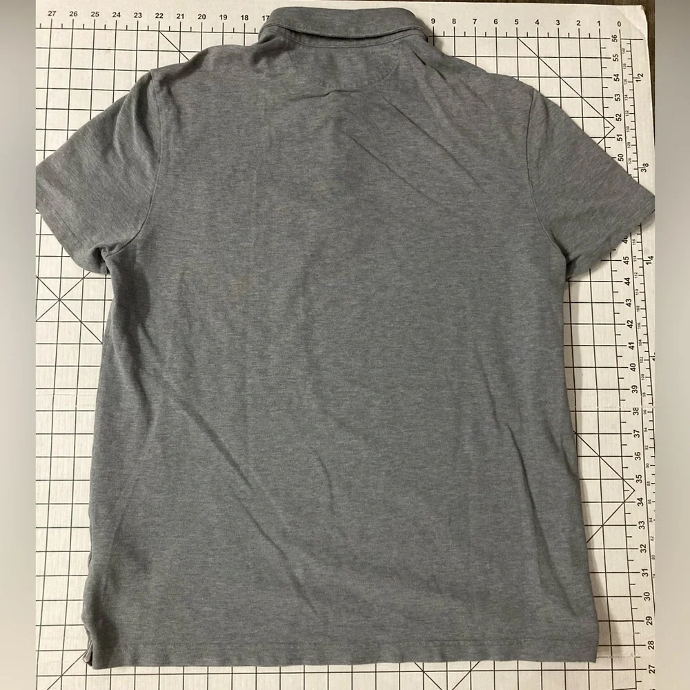 Banana Republic Men’s Large Grey Performance‎ Pique Polo Shirt